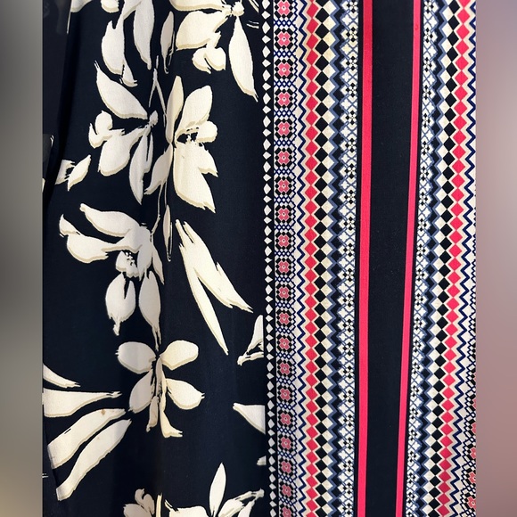 JM Collection Top - Picture 3 of 3